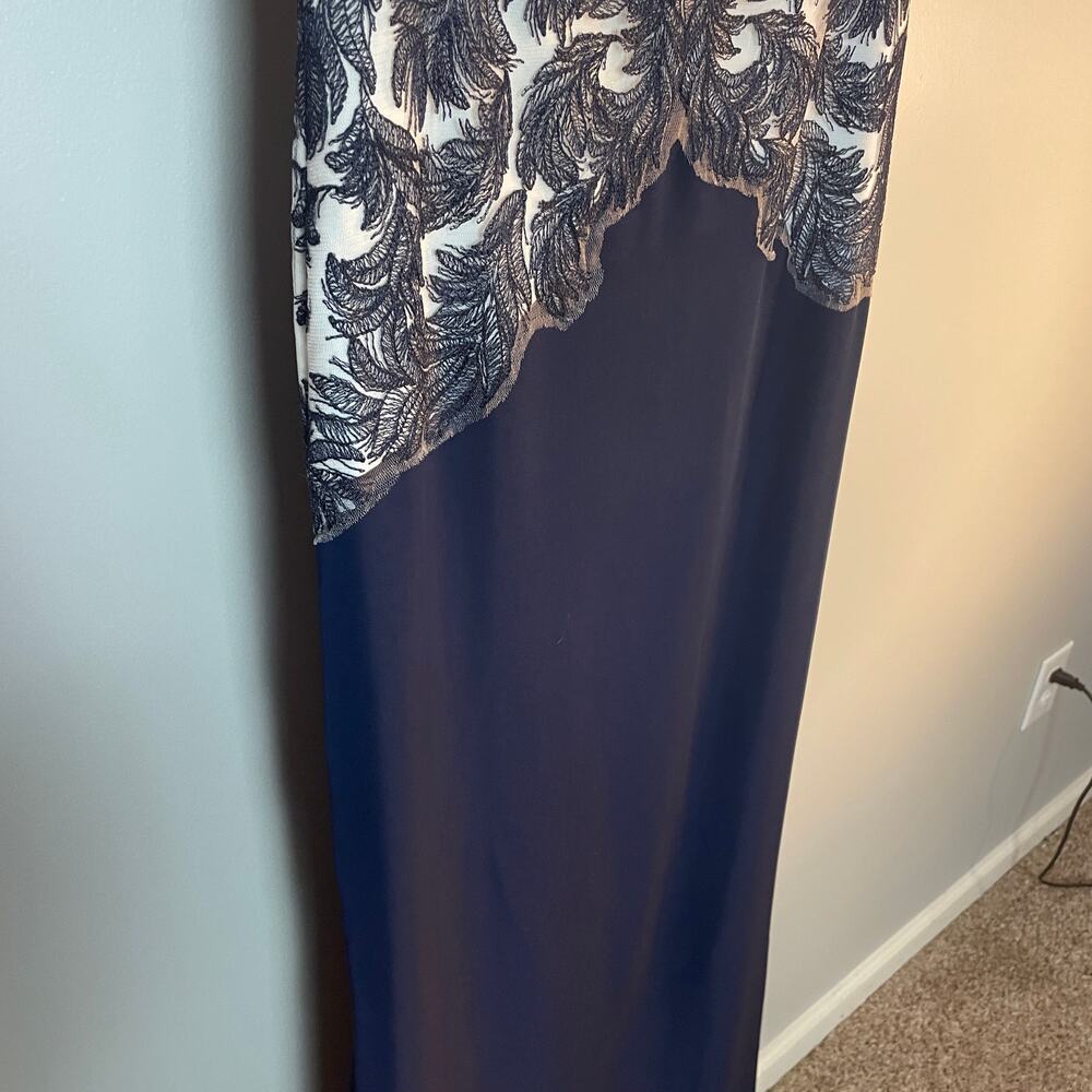 Tadashi Shoji Falcon Gown SZ 2 Long Formal Navy Dress Lace Accents MSRP $518 - Picture 12 of 15